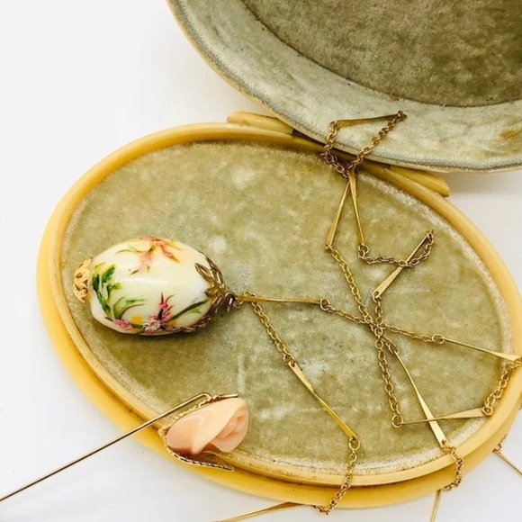 Adorable Egg Pendant & Floral Stick pin - Picture 13 of 16